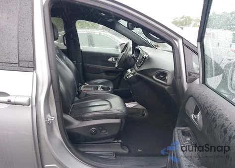 2018 Chrysler Pacifica Touring L из США, поврежденный, VIN 2C4RC1BG6JR172250